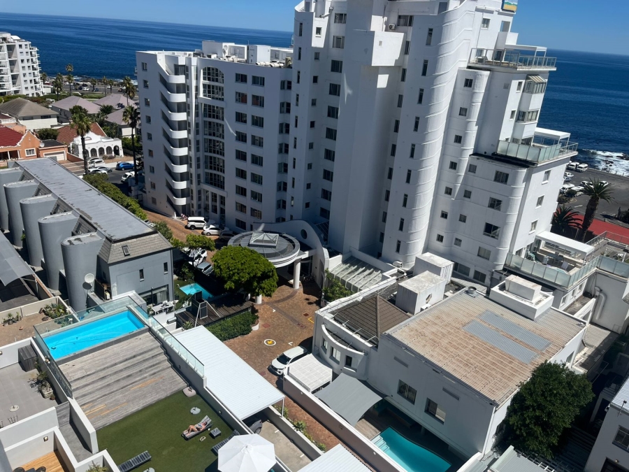 2 Bedroom Property for Sale in Sea Point Western Cape